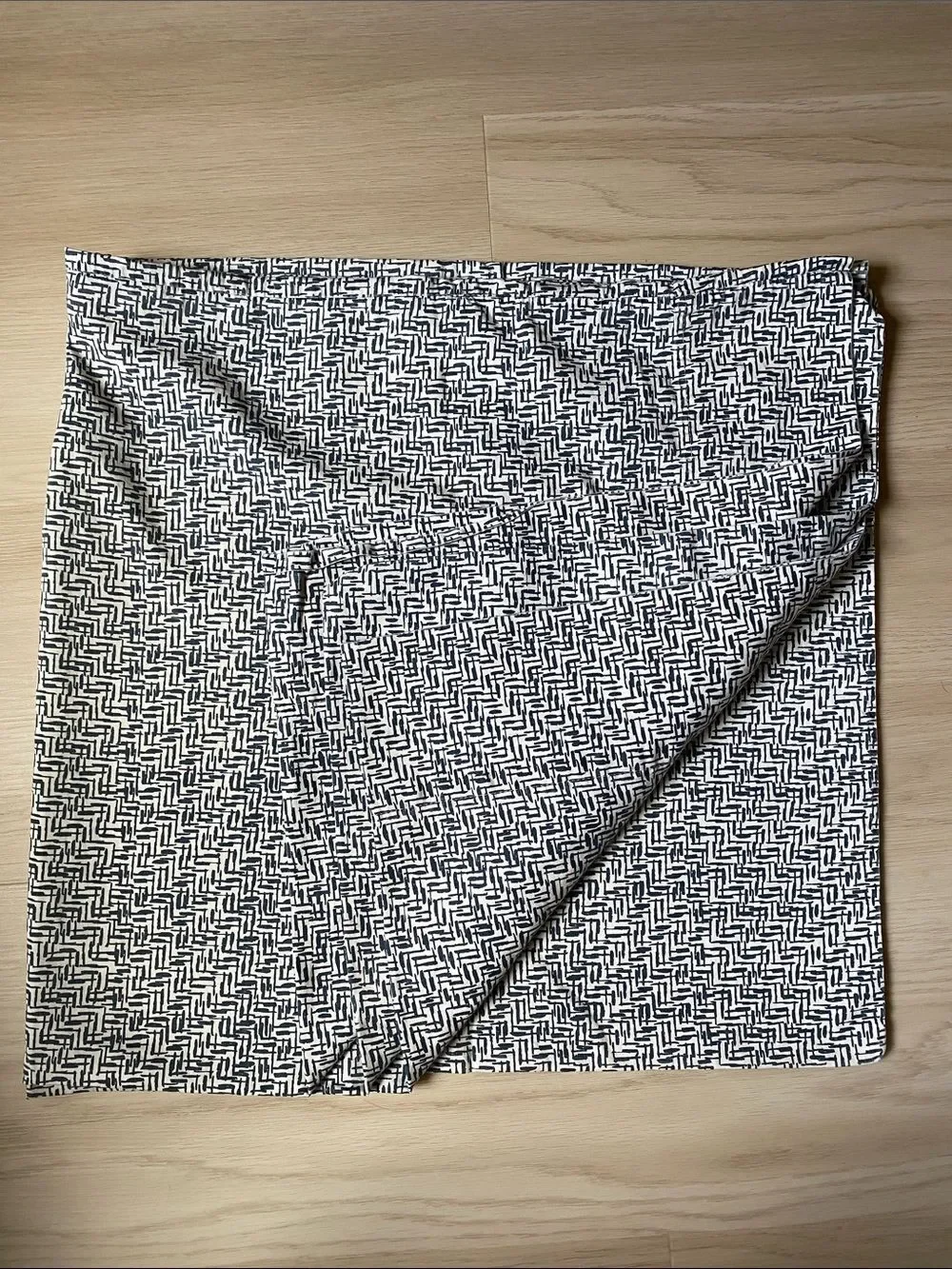 Nate Berkus Blue and White Geometric Cotton Pillowcase Set